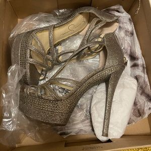 Jessica Simpson heels